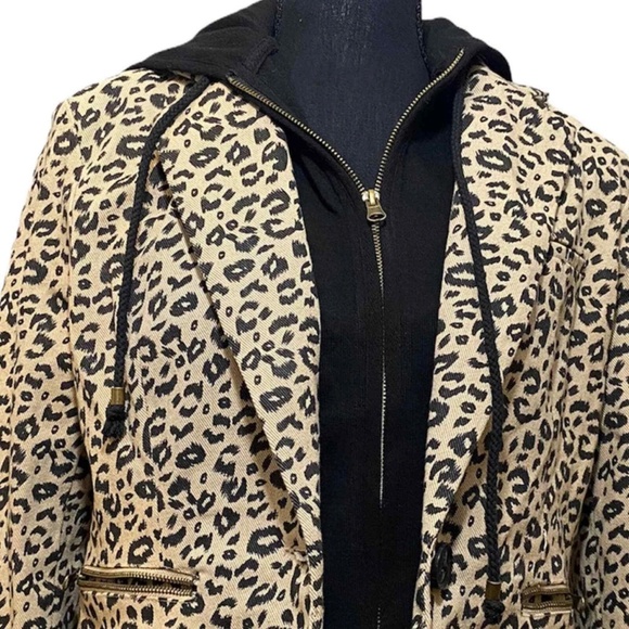 Fate Denim Leopard Two in One Hooded Jacket NWT - Picture 4 of 9